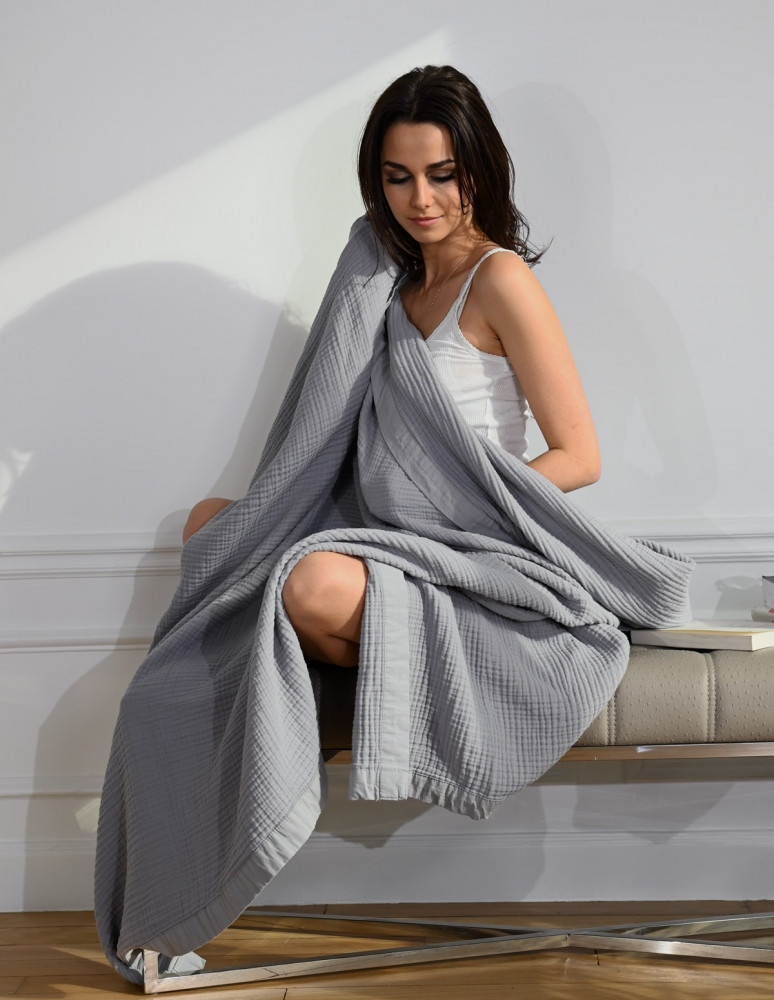 Plaid bordé uni gaze de coton LOFT Plaid bordé uni gaze de coton LOFT