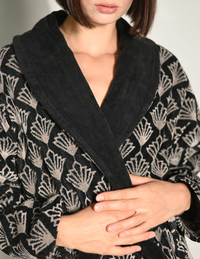 Peignoir col châle velours mi-long...