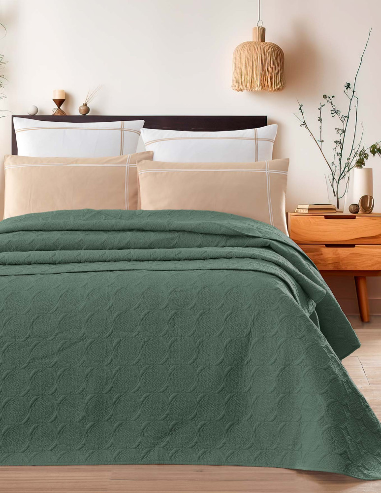 Couvre lit 100% percale de coton...