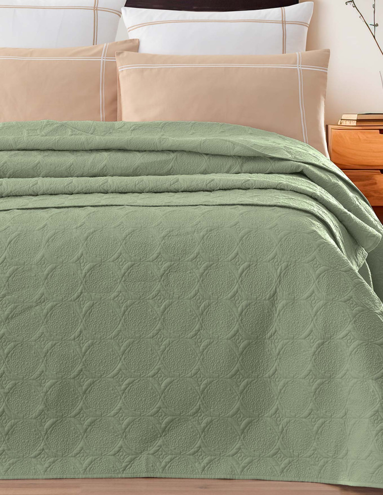 Couvre lit 100% percale de coton...