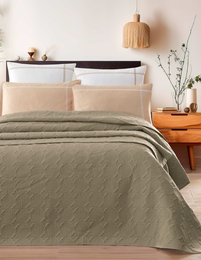 Couvre lit 100% percale de coton...