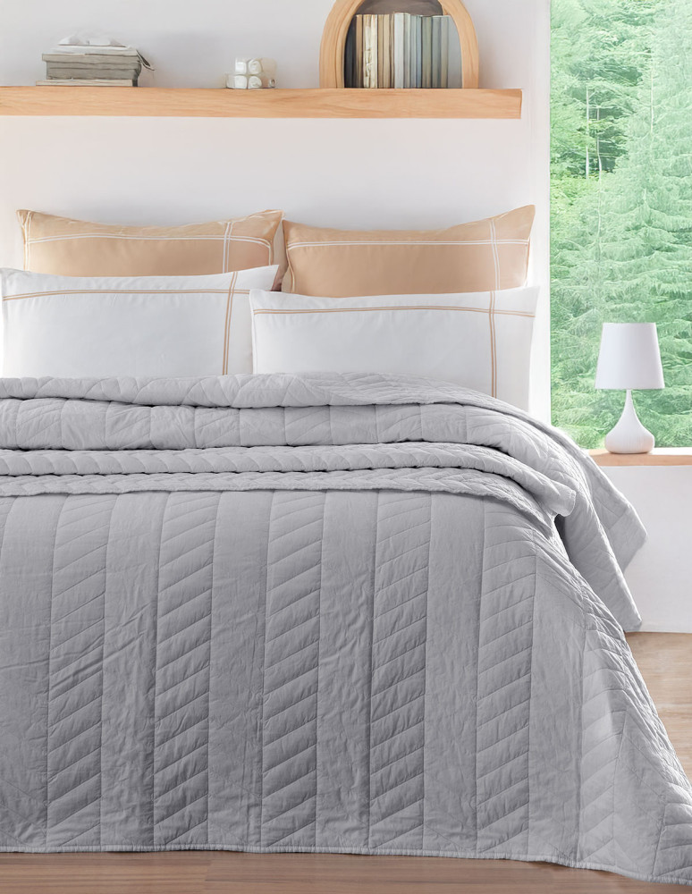 Couvre lit 100% percale de coton...