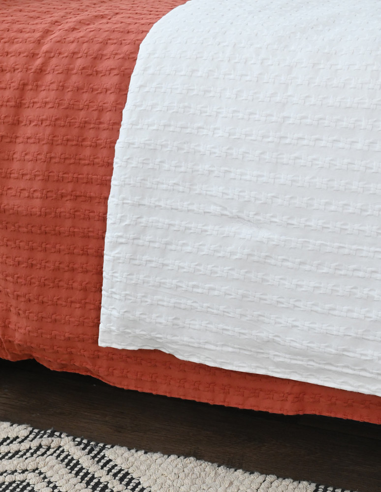 Chemin de lit nid d'abeille lavé...