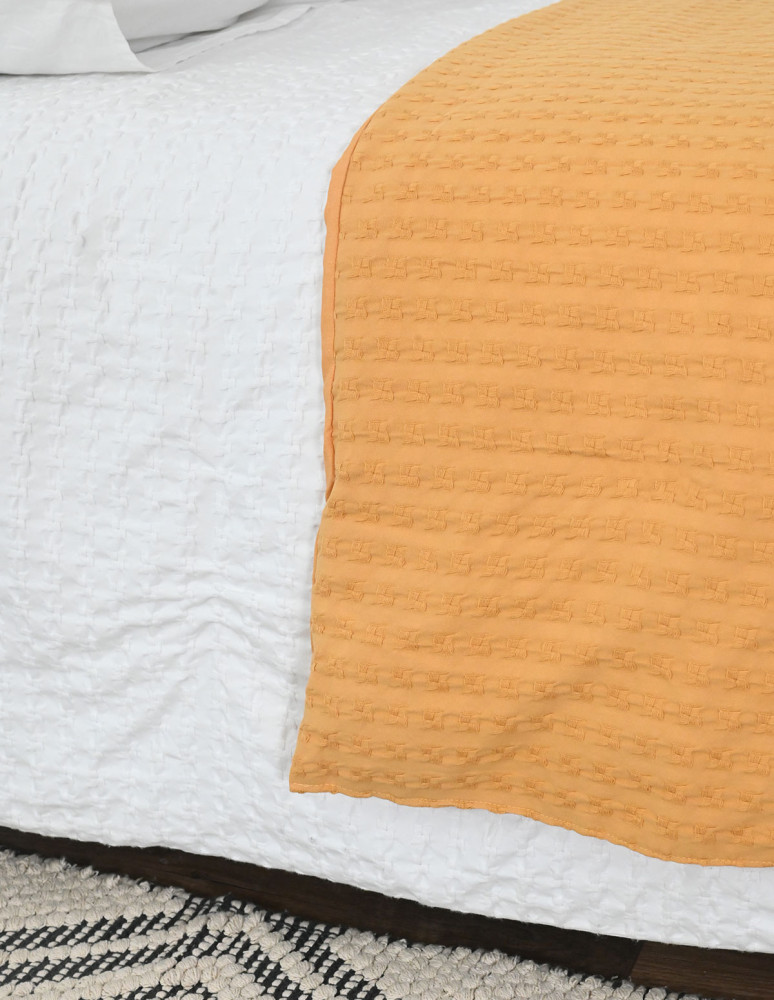 Chemin de lit nid d'abeille lavé...