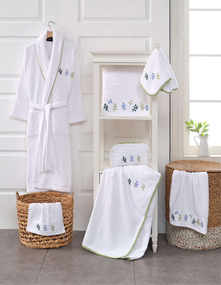 Trousse de toilette brodée BARBARA