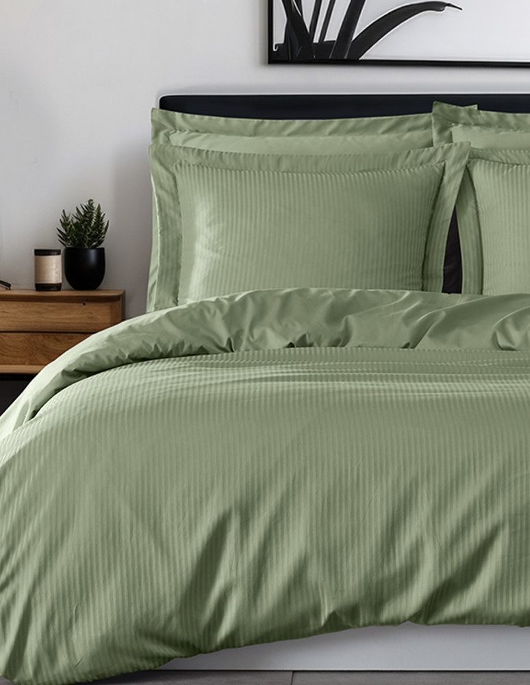 Drap housse uni en satin de coton 120...