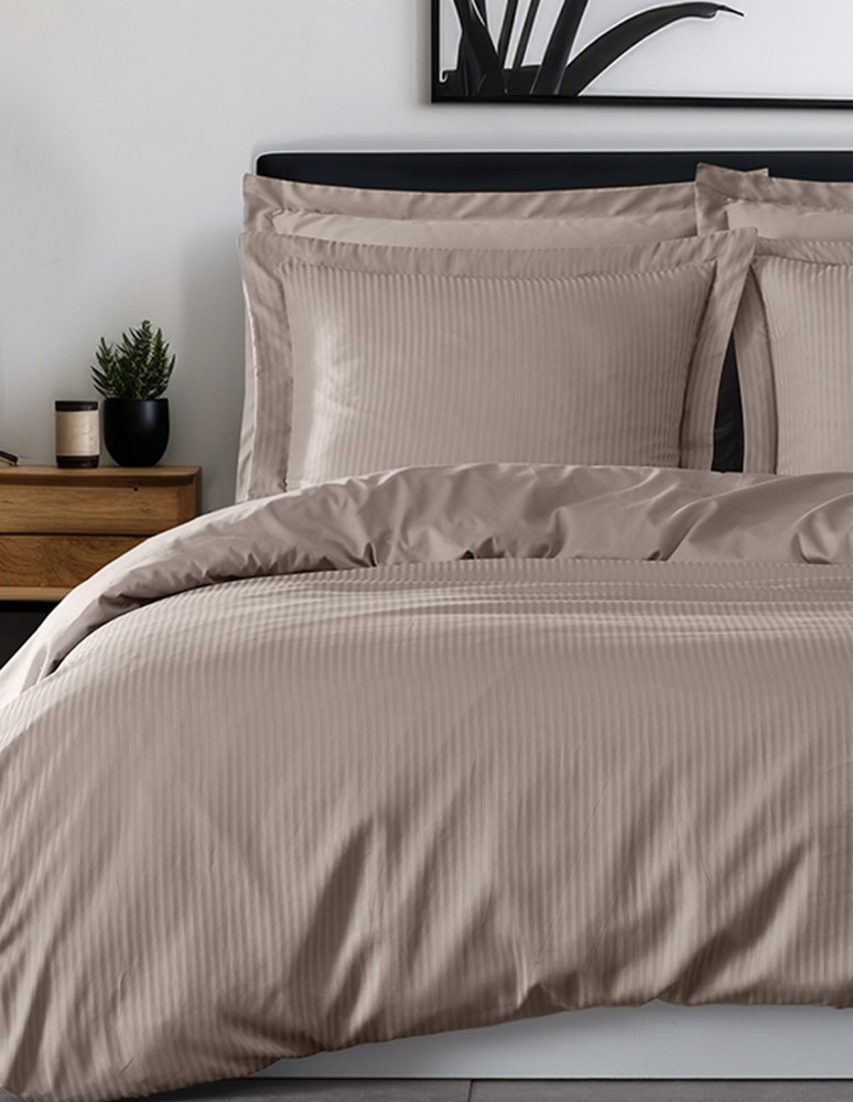 Drap housse uni en satin de coton 120...