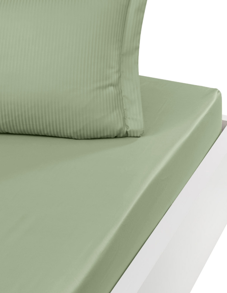 Drap housse uni en satin de coton 120...