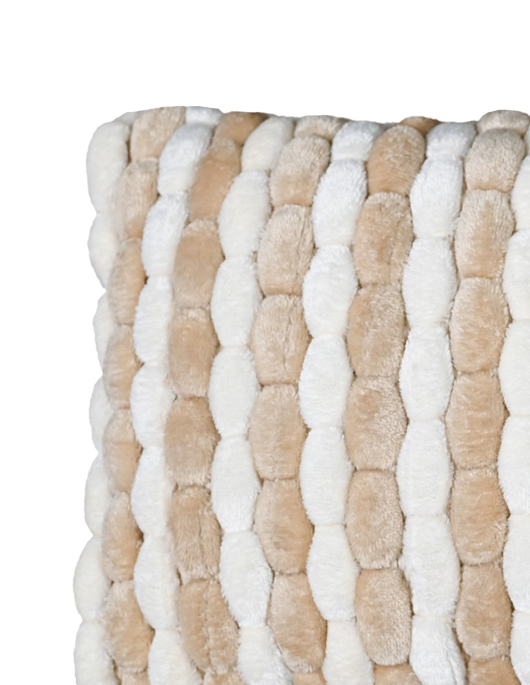 Coussin chenille 90% polyester -10%...